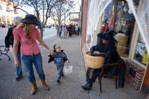 Halloween on Lincoln Avenue