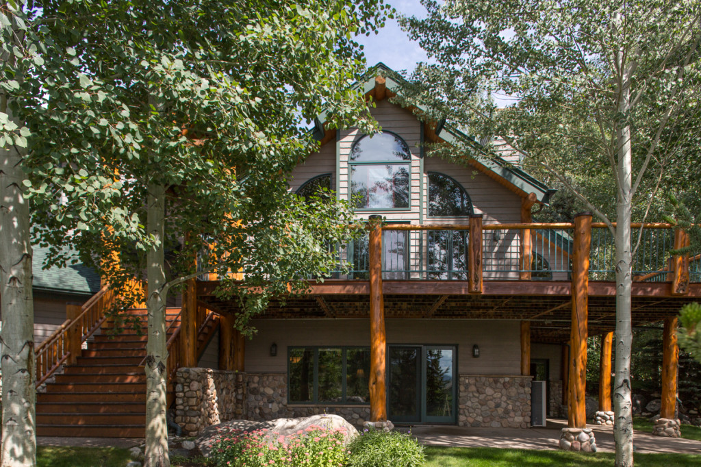 695 Meadowbrook Circle - an outright mountain home retreat